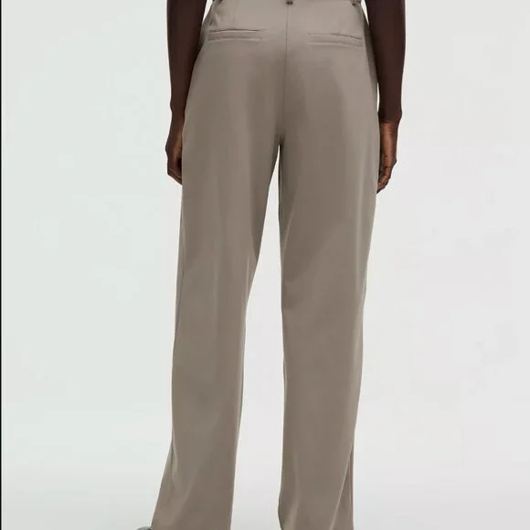 Daydrift High-Rise Straight-Leg Trouser Regular - Picture 3 of 10